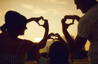 家长如何应对孩子青春期的叛逆？